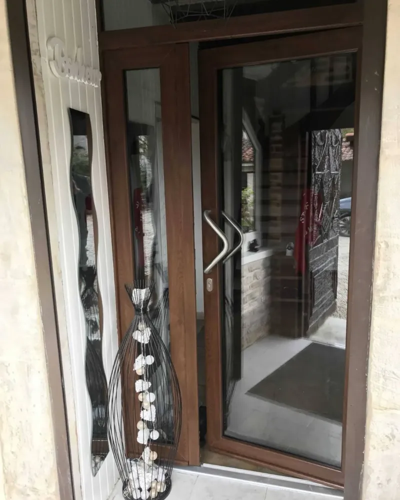 Porte d'entrée près de Troyes